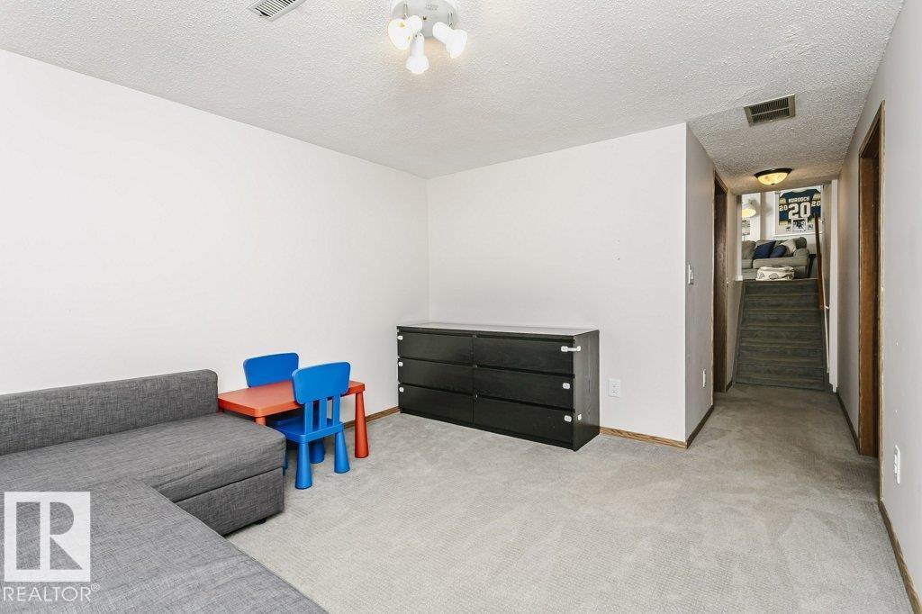 9412 176 Av Nw, Edmonton, Alberta  T5Z 2C1 - Photo 39 - E4485427