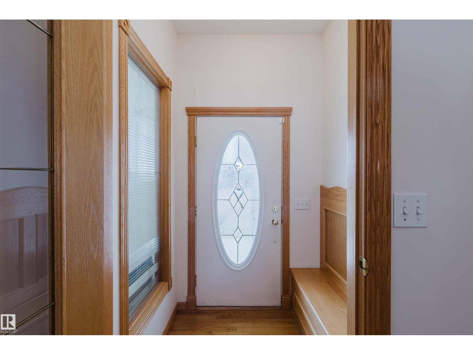 8608 160a Av Nw, Edmonton, Alberta  T5Z 3K2 - Photo 10 - E4485428