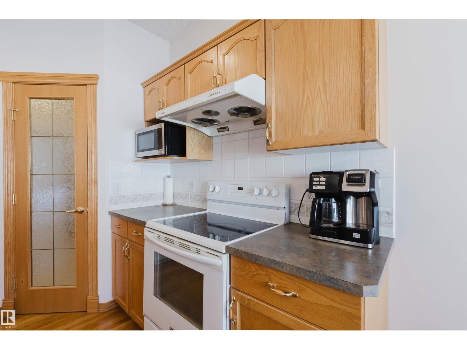 8608 160a Av Nw, Edmonton, Alberta  T5Z 3K2 - Photo 28 - E4485428