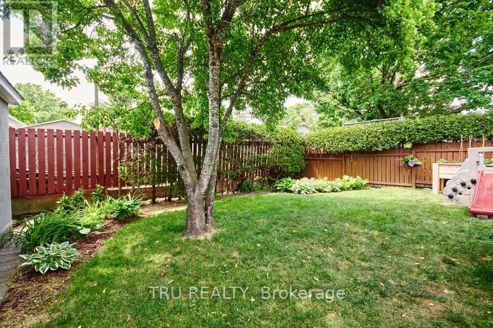 B - 1342 Hanbury Street, Ottawa, Ontario  K2C 2M2 - Photo 15 - X13074016