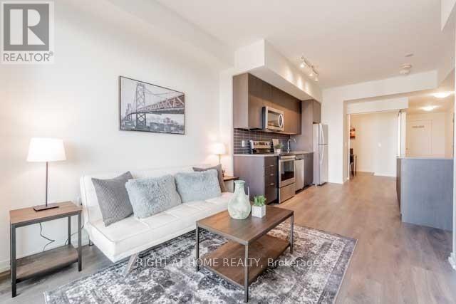 308 - 3237 Bayview Avenue, Toronto, Ontario  M2K 2J7 - Photo 2 - C13074056