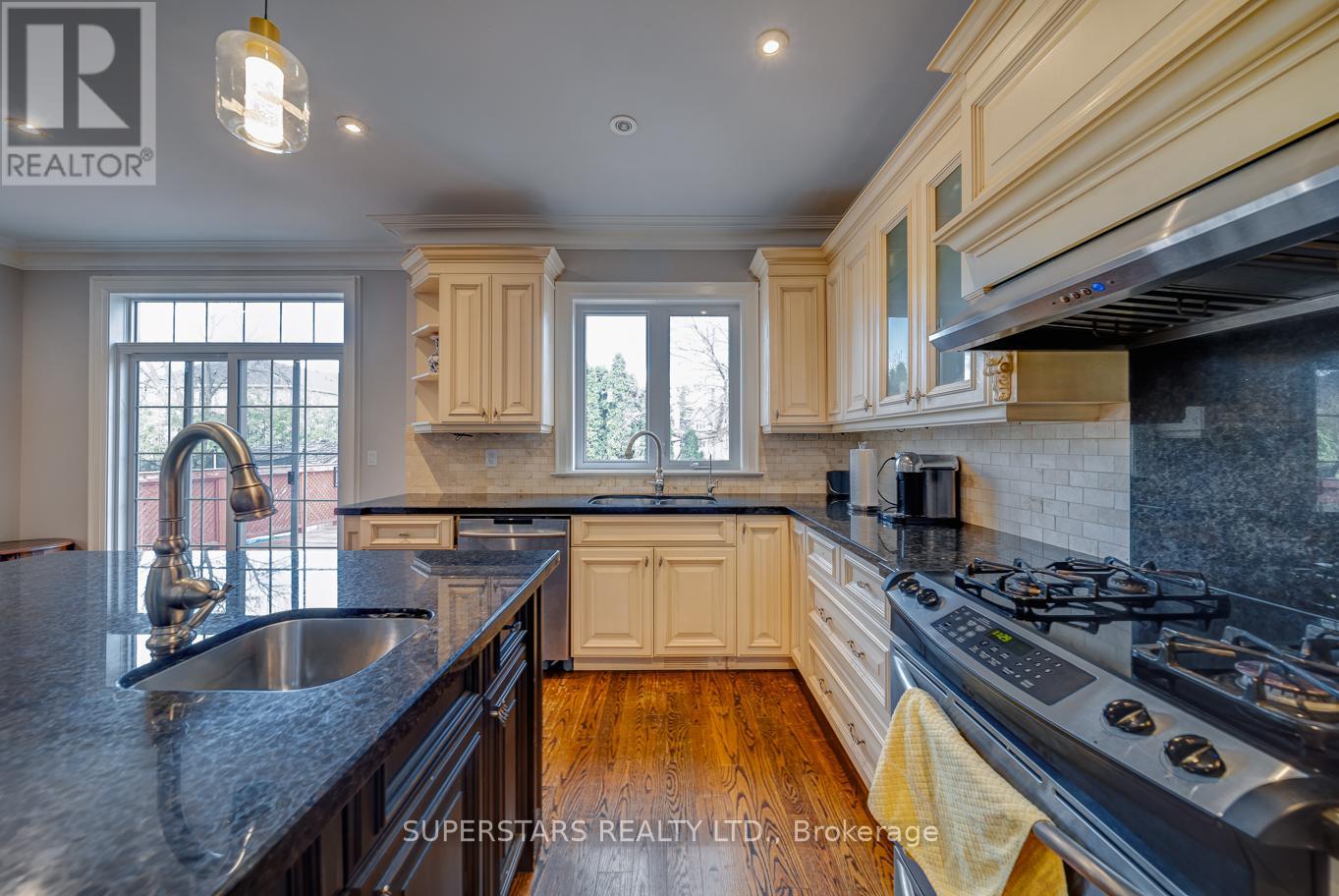 176 Homewood Avenue, Toronto, Ontario  M2M 1K5 - Photo 10 - C13074070
