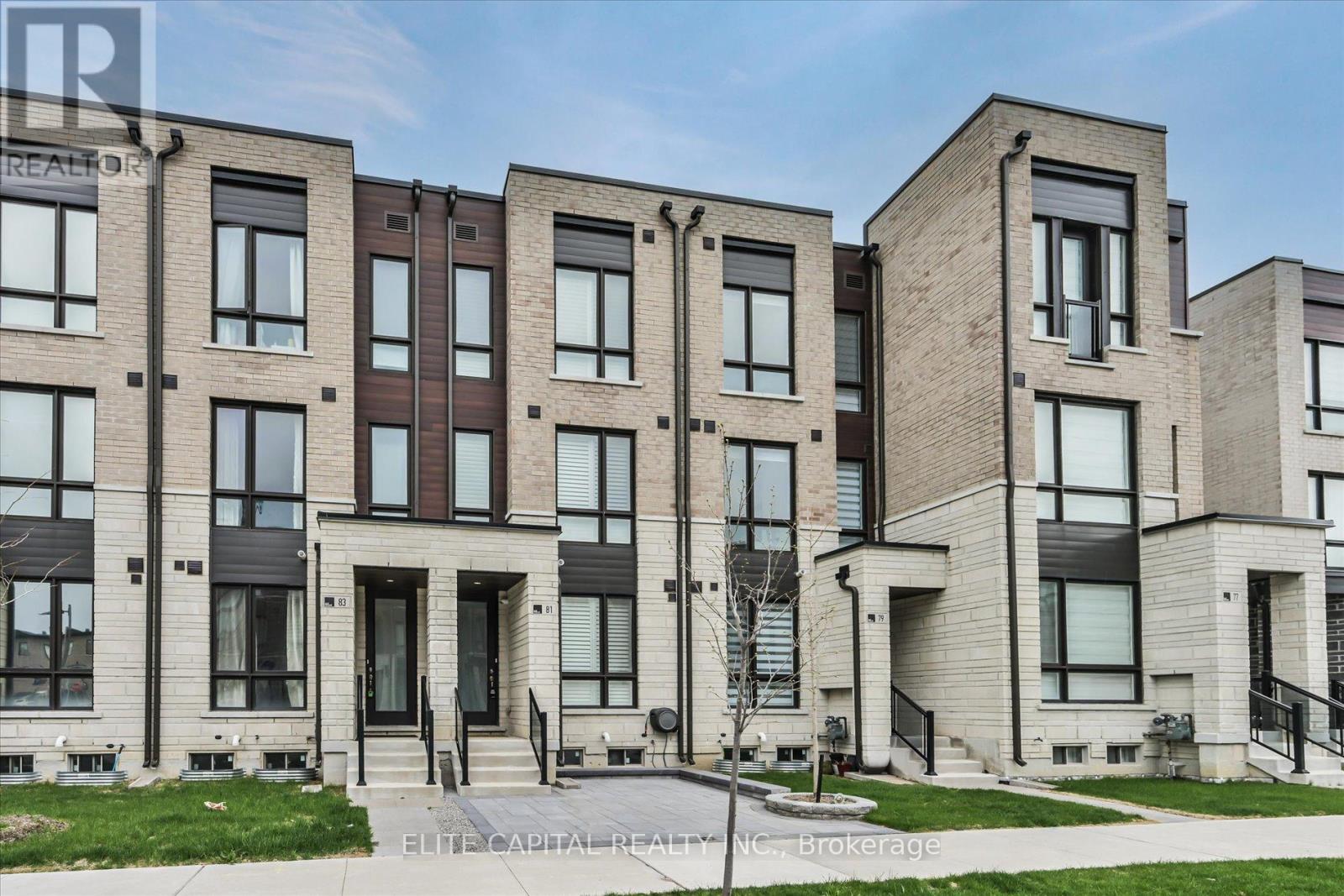 81 Stauffer Crescent, Markham, Ontario  L6B 1R1 - Photo 2 - N13074036