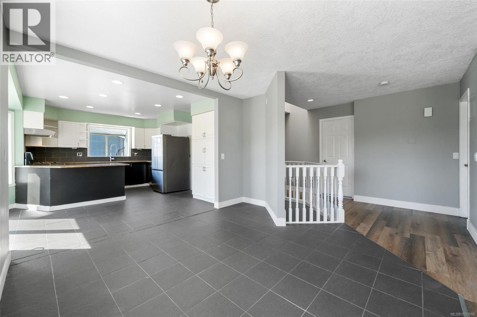 2344 Ocean Ave, Sidney, British Columbia  V8L 4V9 - Photo 9 - 1033816