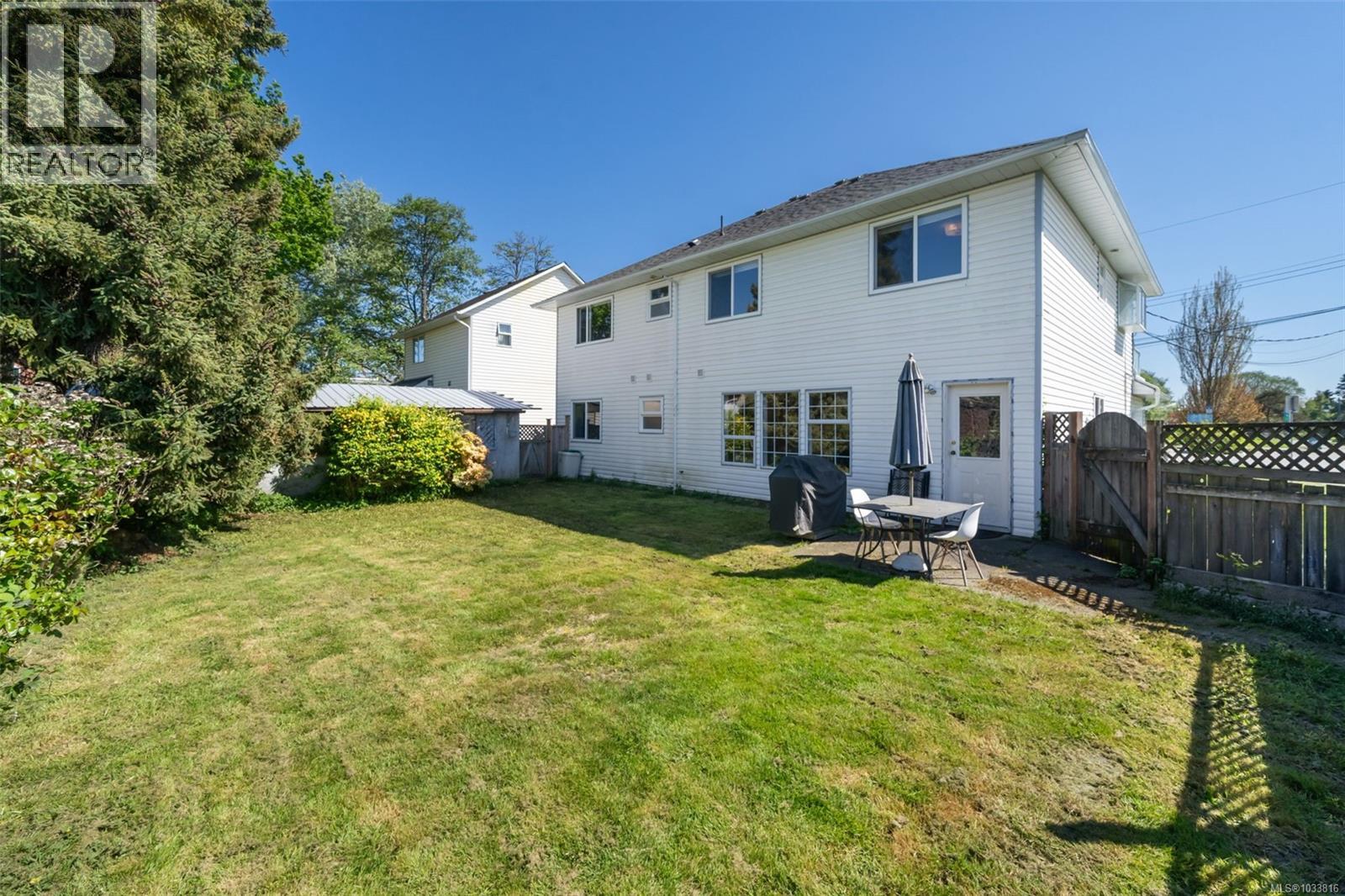 2344 Ocean Ave, Sidney, British Columbia  V8L 4V9 - Photo 36 - 1033816