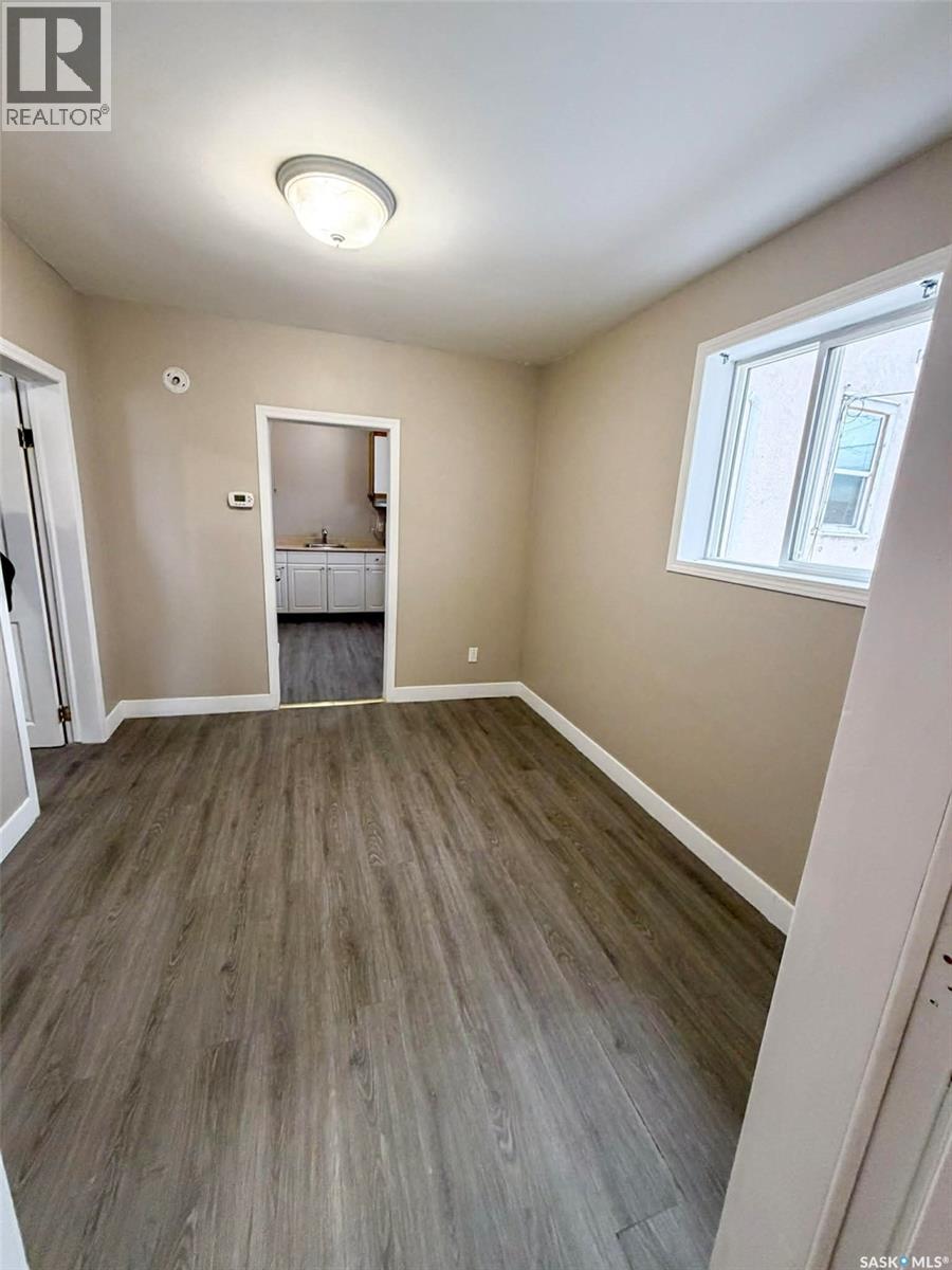 2332 Edgar Street, Regina, Saskatchewan  S4N 3L1 - Photo 2 - SK034494
