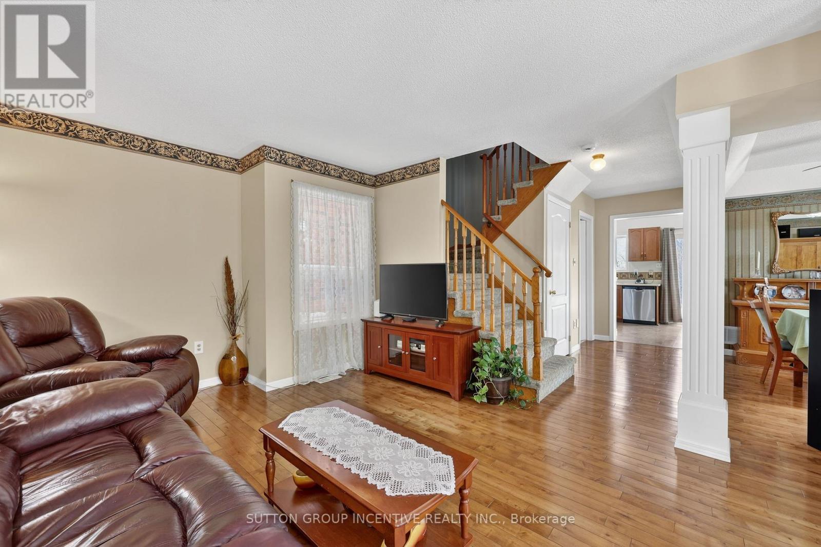 41 Herrema Boulevard, Uxbridge, Ontario  L9P 1W6 - Photo 4 - N12896036
