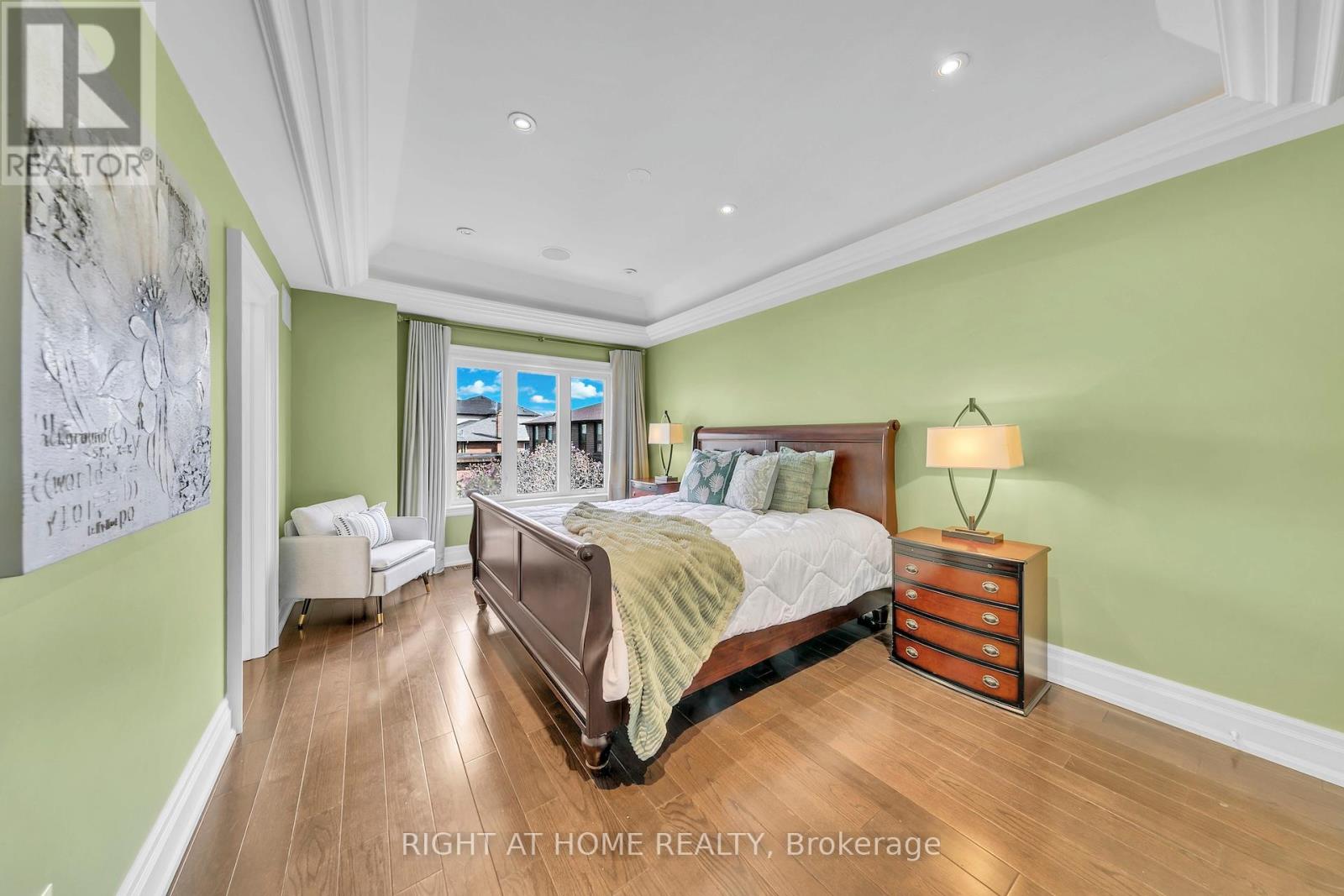 204 Maple Leaf Drive, Toronto, Ontario  M6L 1P1 - Photo 28 - W13071312