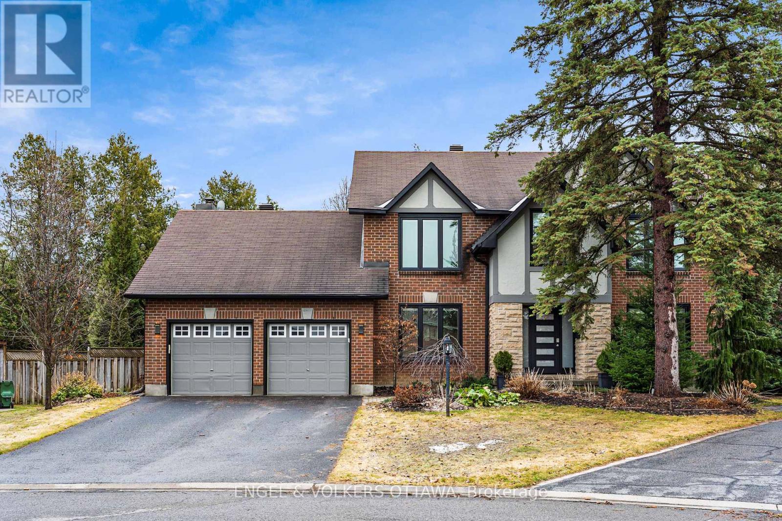 23 PINECONE TRAIL, Ottawa, Ontario