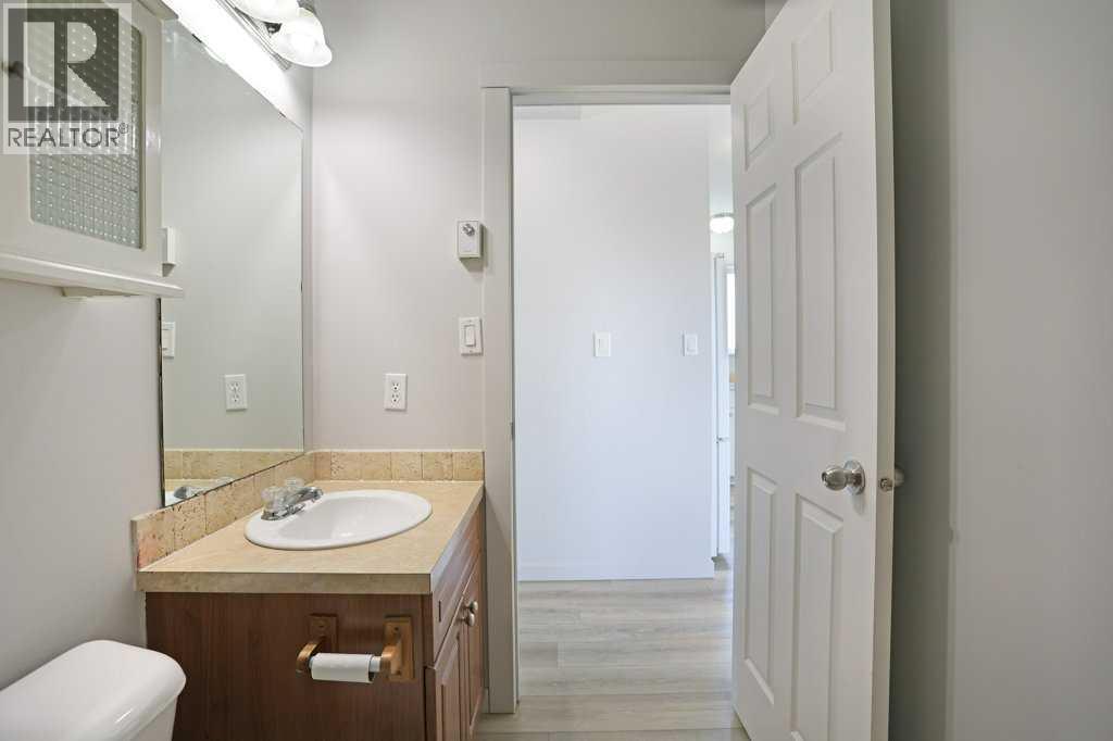 1712 2 Avenue E, Brooks, Alberta  T1R 1K3 - Photo 25 - A2306526