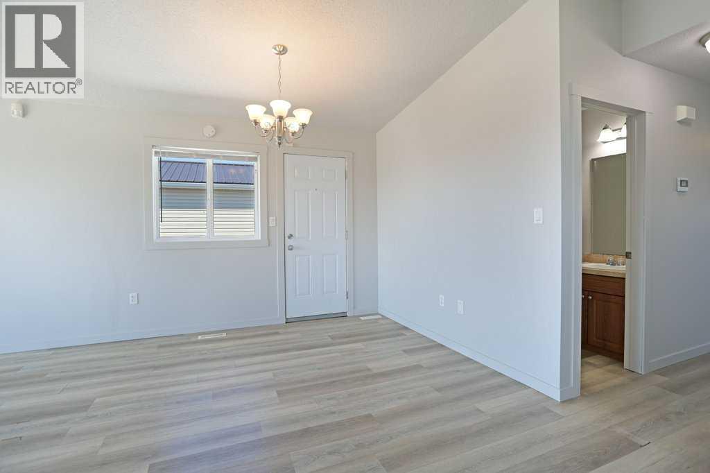 1712 2 Avenue E, Brooks, Alberta  T1R 1K3 - Photo 12 - A2306526