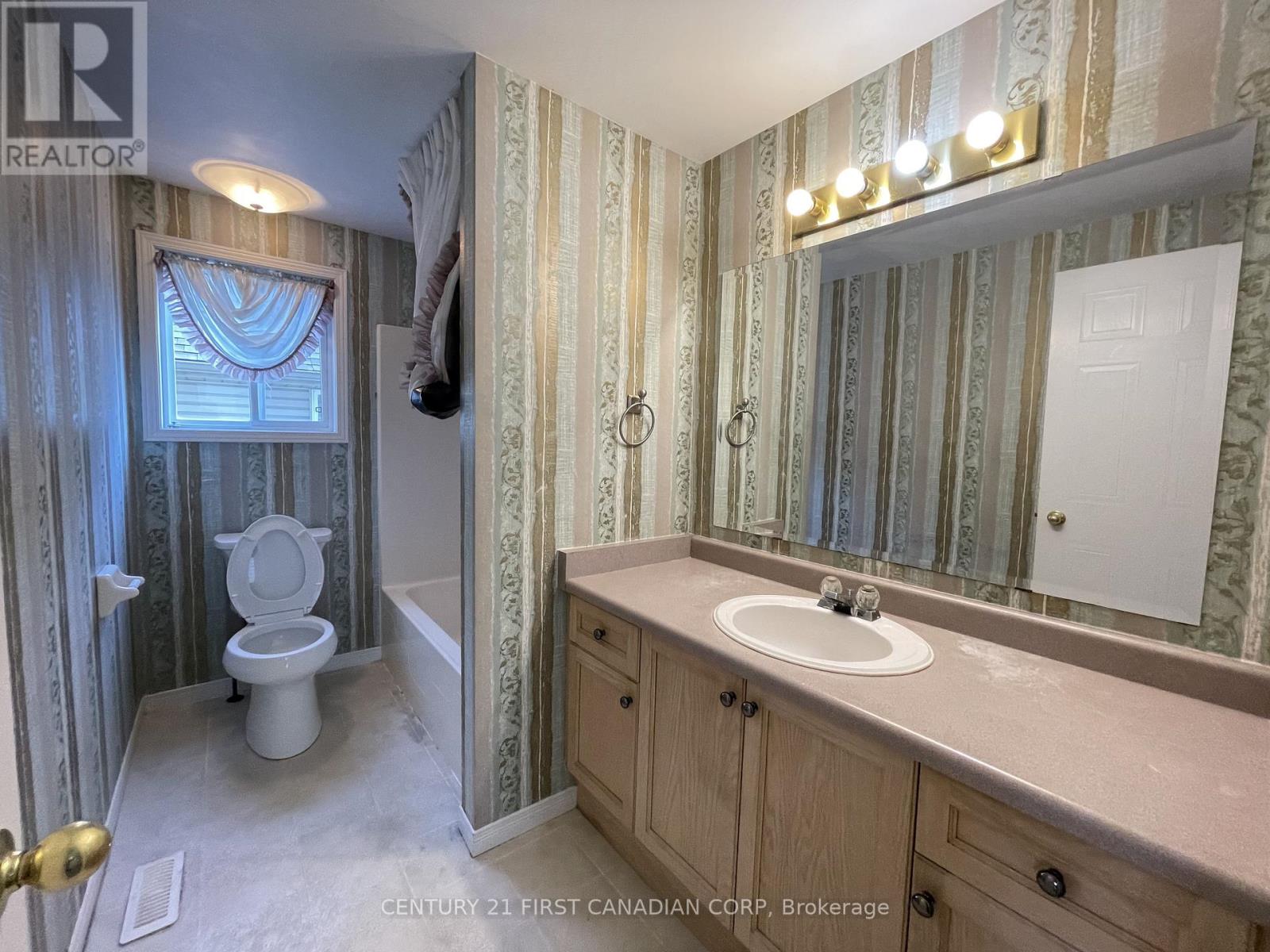 740 Redoak Avenue, London North, Ontario  N6H 5R8 - Photo 13 - X13074084
