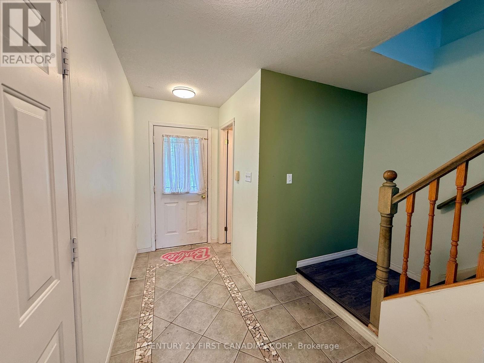 740 Redoak Avenue, London North, Ontario  N6H 5R8 - Photo 3 - X13074084