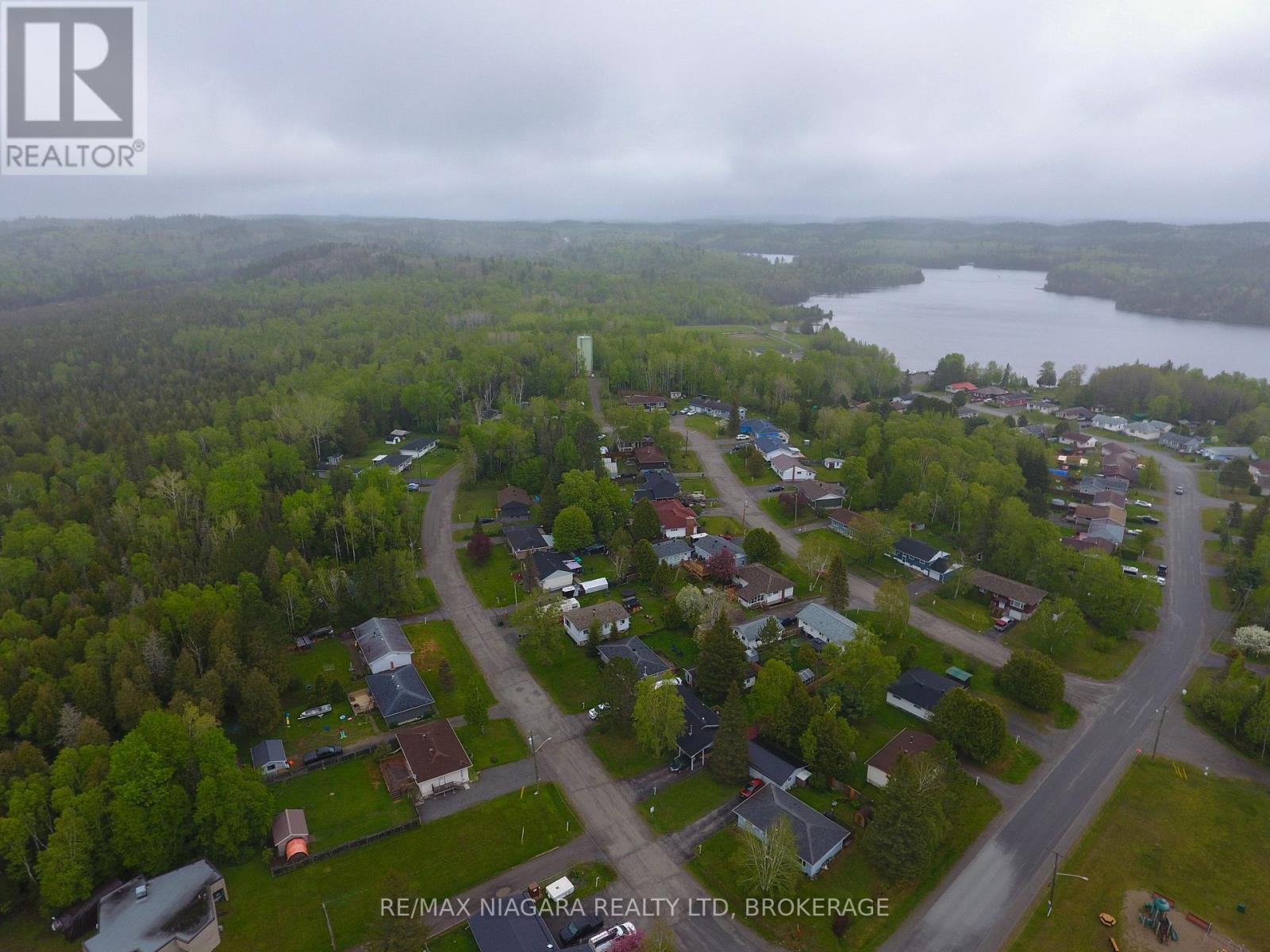 31 Spruce Drive, Temagami, Ontario  P0H 2H0 - Photo 2 - X13074122