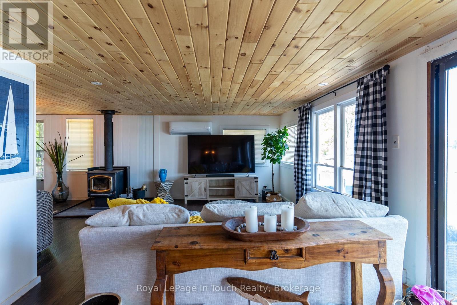 1682 Island 630, Georgian Bay, Ontario  P0E 1E0 - Photo 12 - X13074132