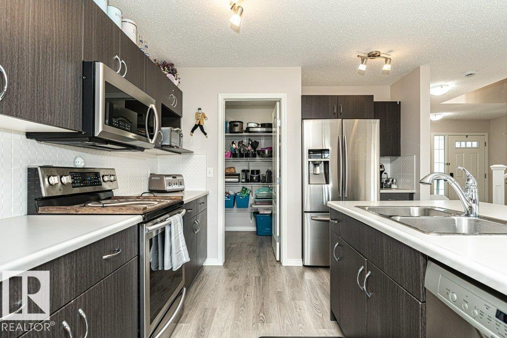 8727 Carson Wy SW, Edmonton, Alberta  T6W 3K8 - Photo 16 - E4478369