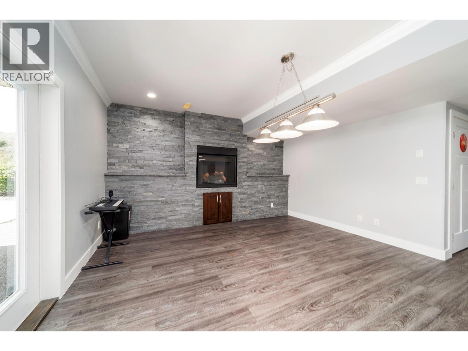 5037 Treadgold Court, Kelowna, British Columbia  V1W 5B4 - Photo 43 - 10382876