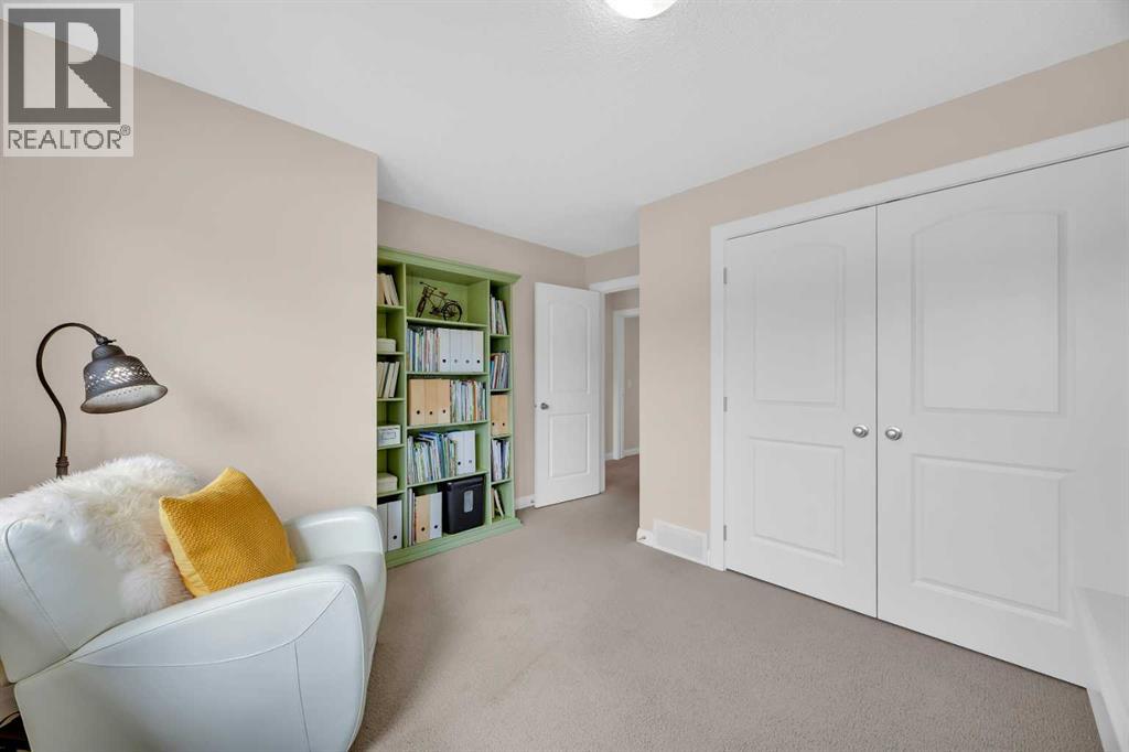 1 Westridge Way, Okotoks, Alberta  T1S 0K1 - Photo 33 - A2305937