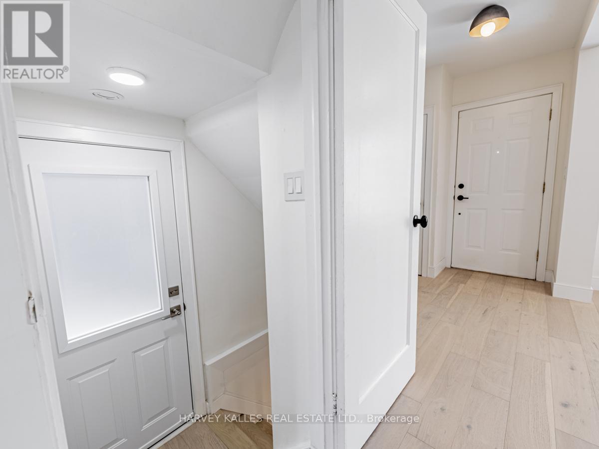 46 Delhi Avenue, Toronto, Ontario  M5M 3B7 - Photo 23 - C13074172