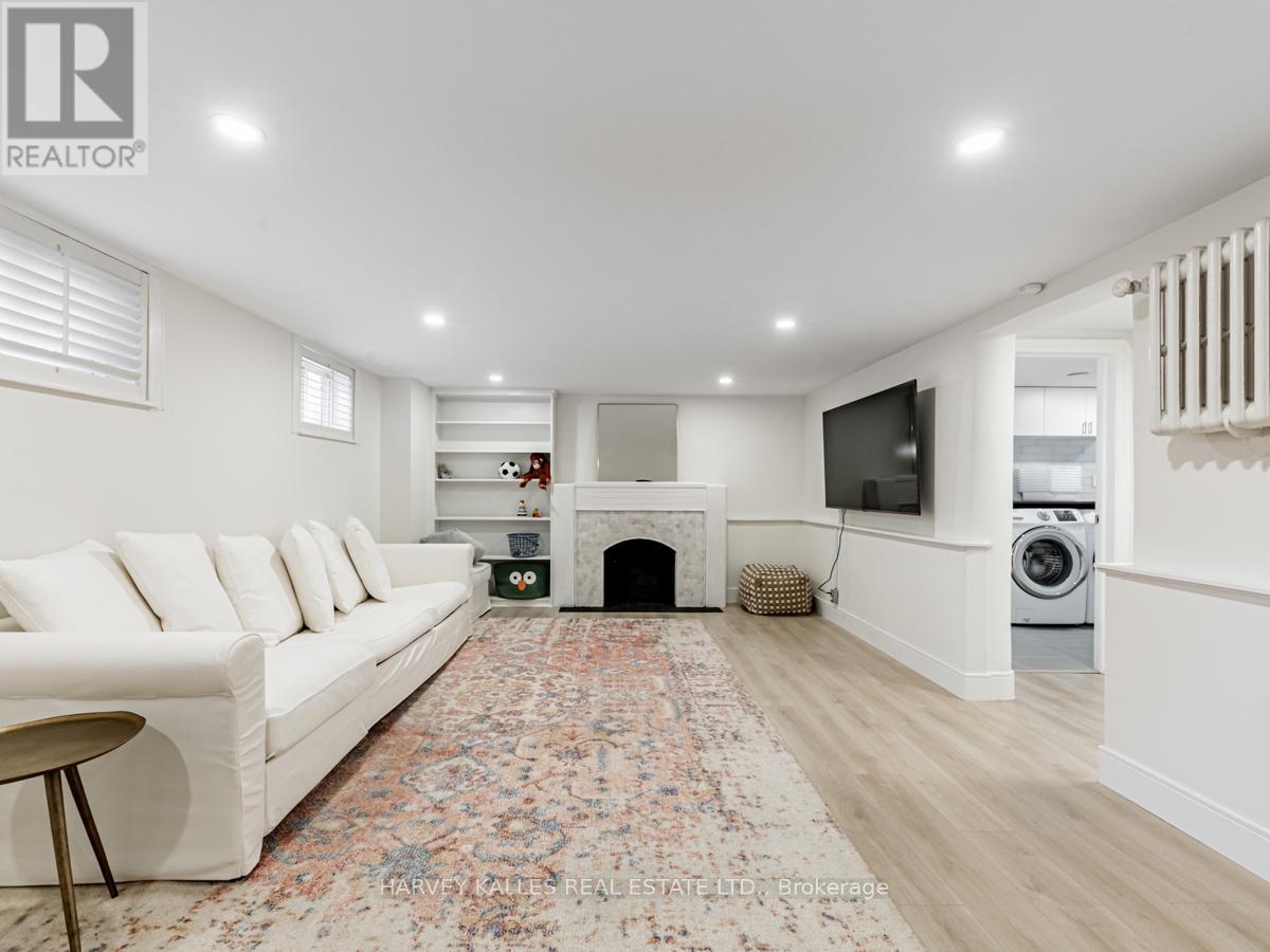 46 Delhi Avenue, Toronto, Ontario  M5M 3B7 - Photo 24 - C13074172