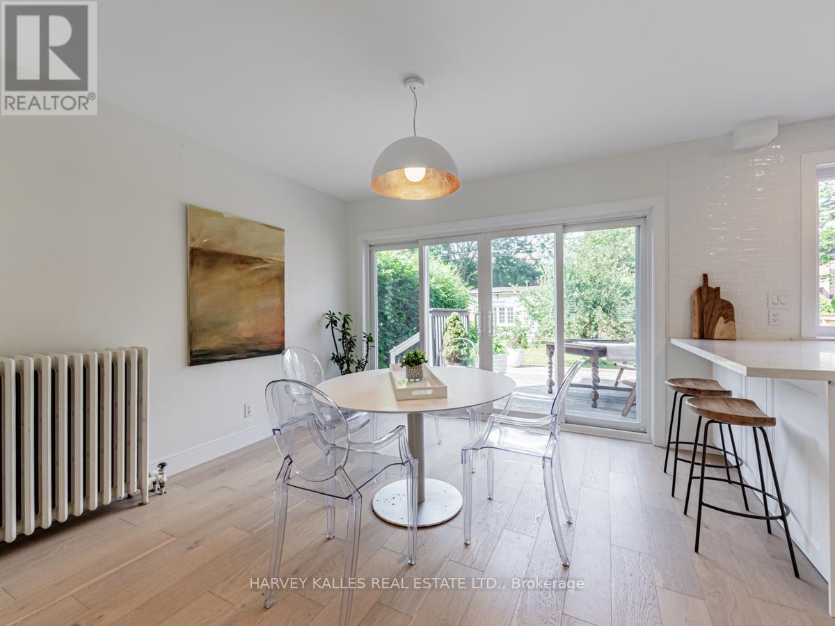 46 Delhi Avenue, Toronto, Ontario  M5M 3B7 - Photo 4 - C13074172