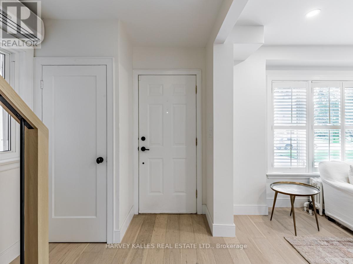 46 Delhi Avenue, Toronto, Ontario  M5M 3B7 - Photo 9 - C13074172