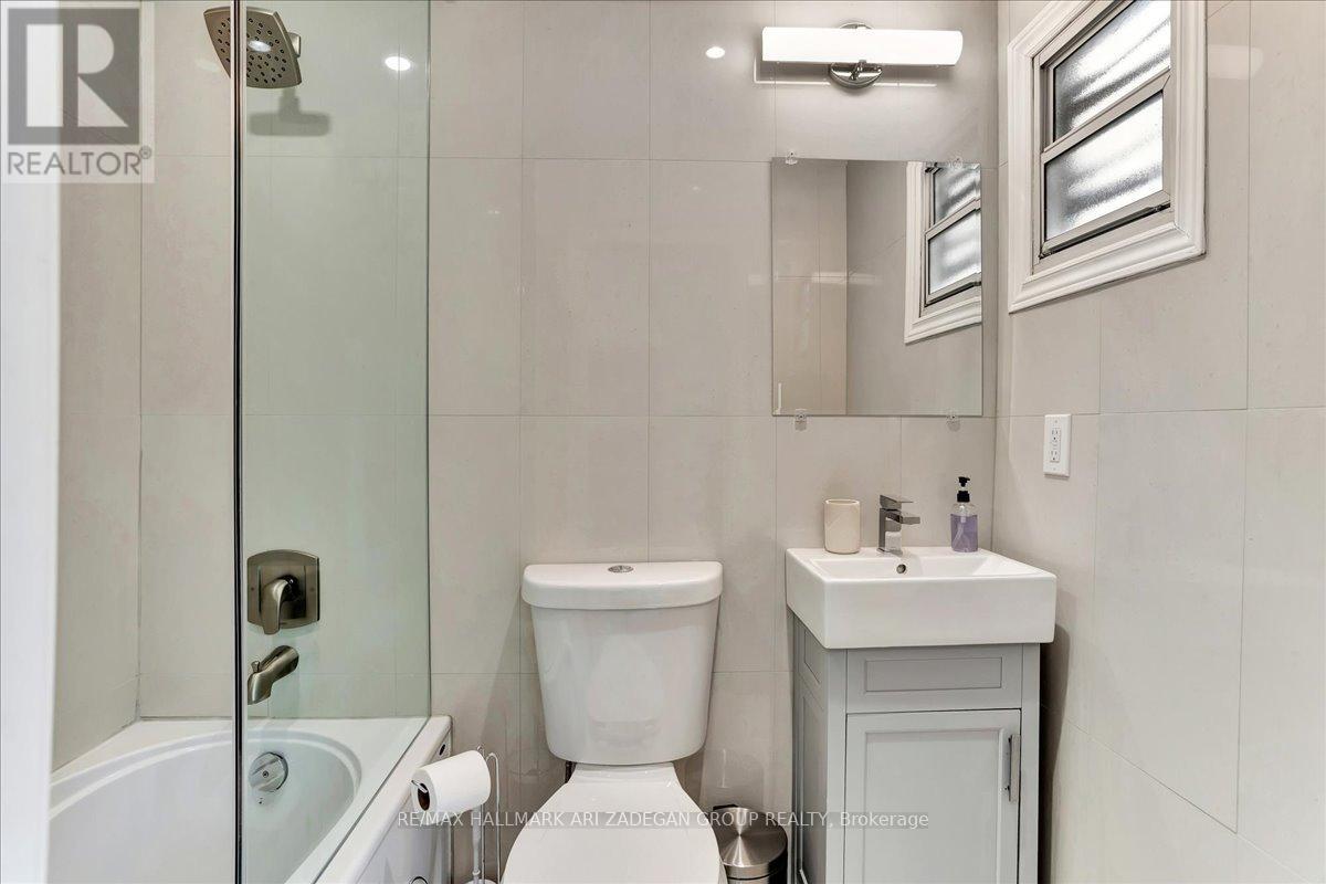 Main Fl - 138 Booth Avenue, Toronto, Ontario  M4M 2M4 - Photo 15 - E13074114