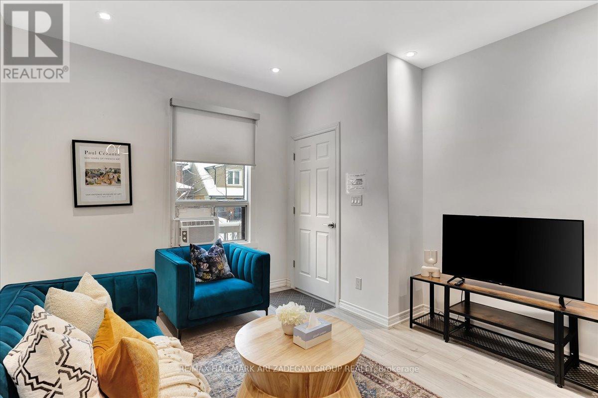 Main Fl - 138 Booth Avenue, Toronto, Ontario  M4M 2M4 - Photo 2 - E13074114