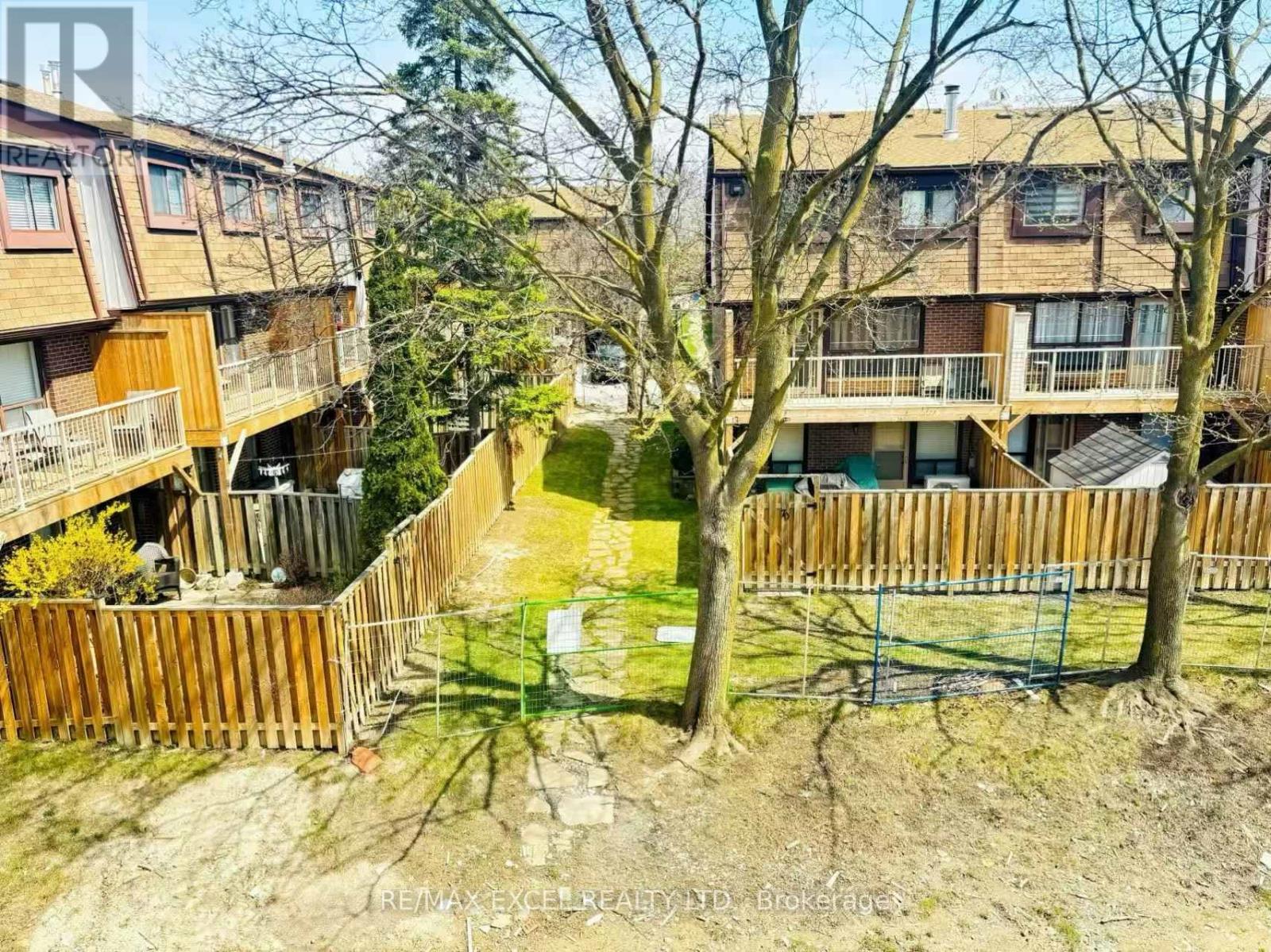 5 - 11 Plaisance Road, Richmond Hill, Ontario  L4C 5H1 - Photo 16 - N13058588