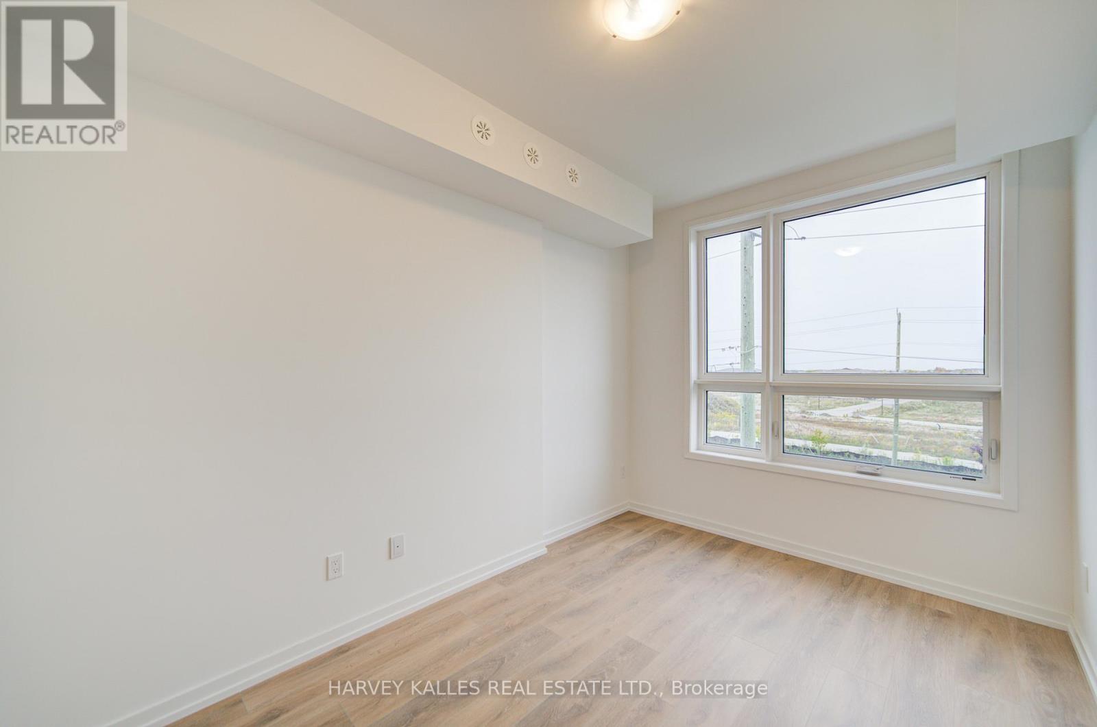 11 - 18 Lytham Green Circle, Newmarket, Ontario  L3Y 0H4 - Photo 28 - N13074198