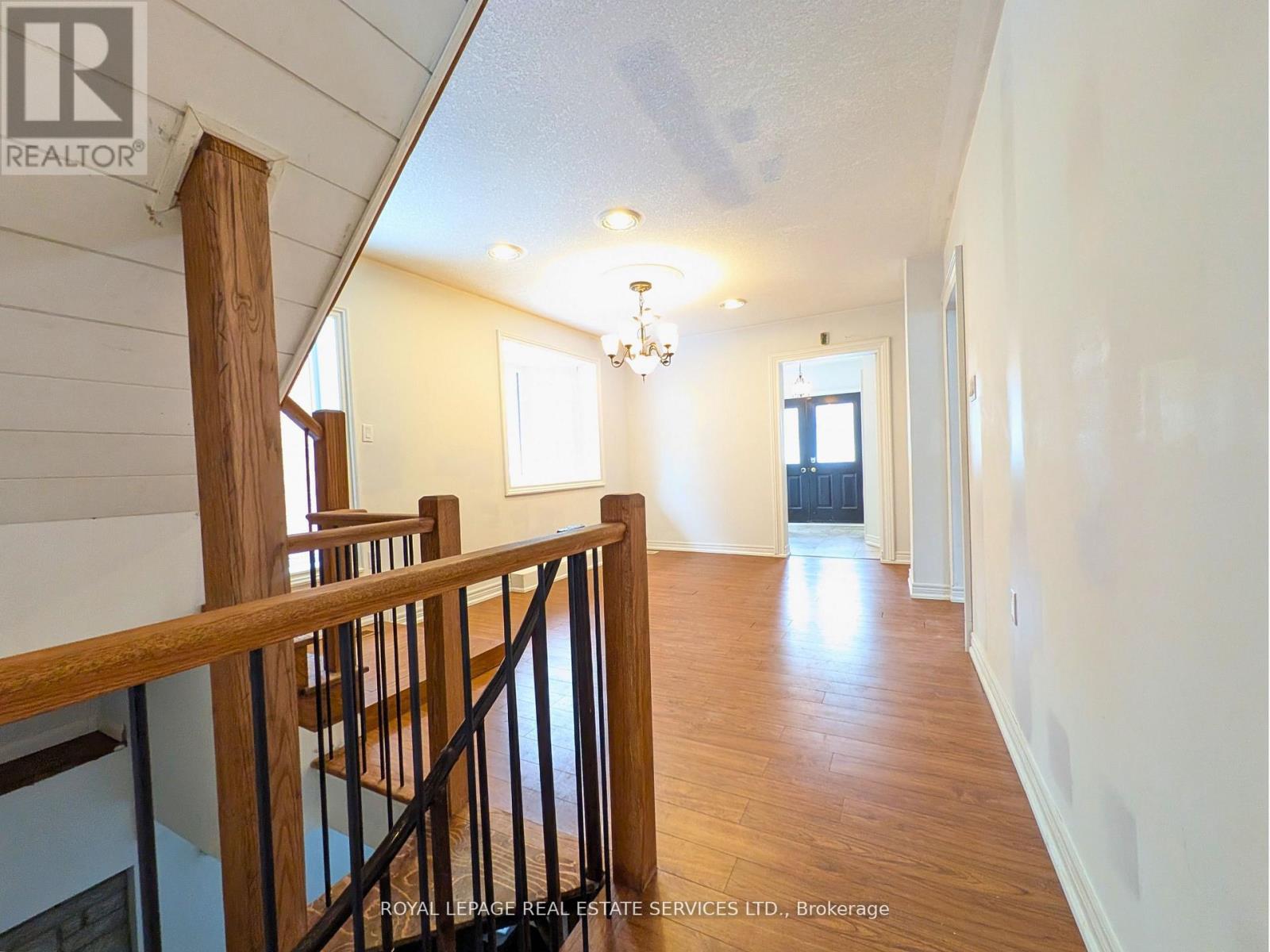 20 Holgate Street, Barrie (Allandale), Ontario  L4N 2T5 - Photo 10 - S13074178
