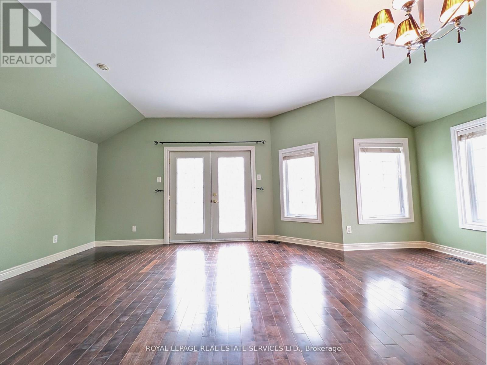 20 Holgate Street, Barrie (Allandale), Ontario  L4N 2T5 - Photo 33 - S13074178