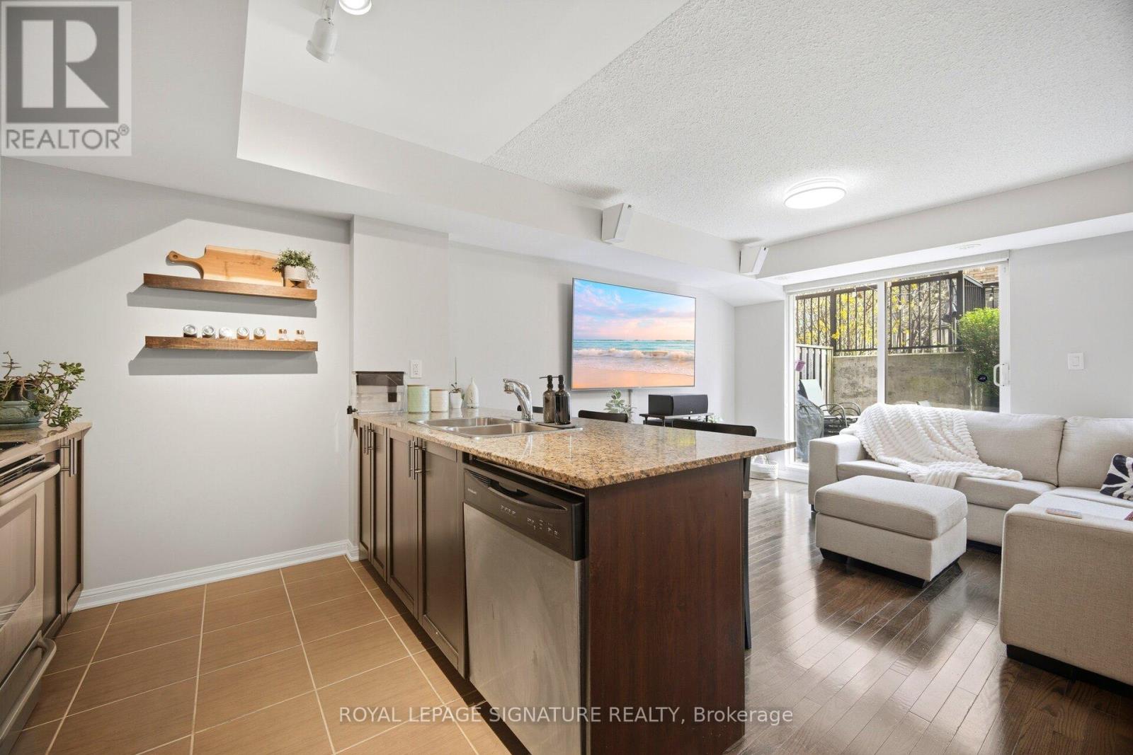 162 - 8 Foundry Avenue, Toronto, Ontario  M6H 0A5 - Photo 15 - W13074106