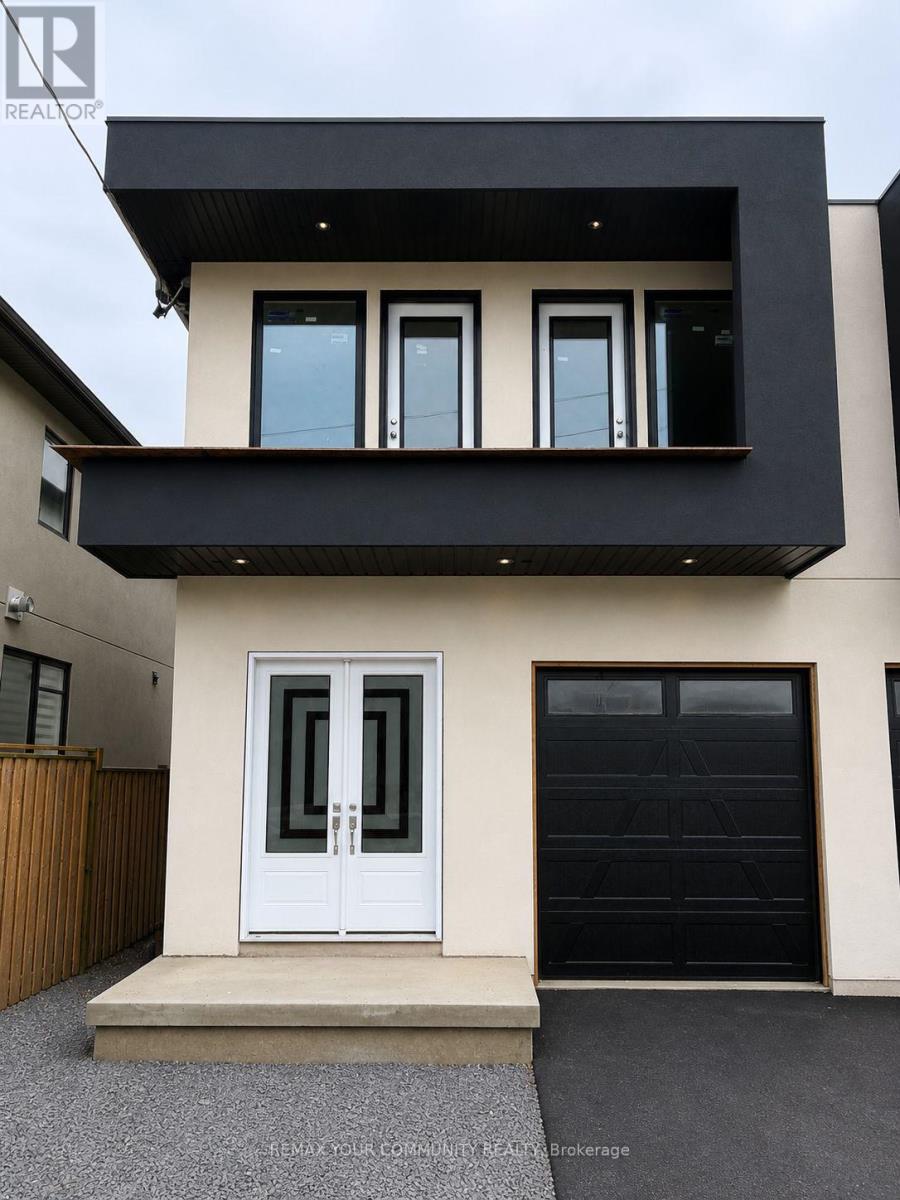 28A PINE AVENUE N, Mississauga, Ontario