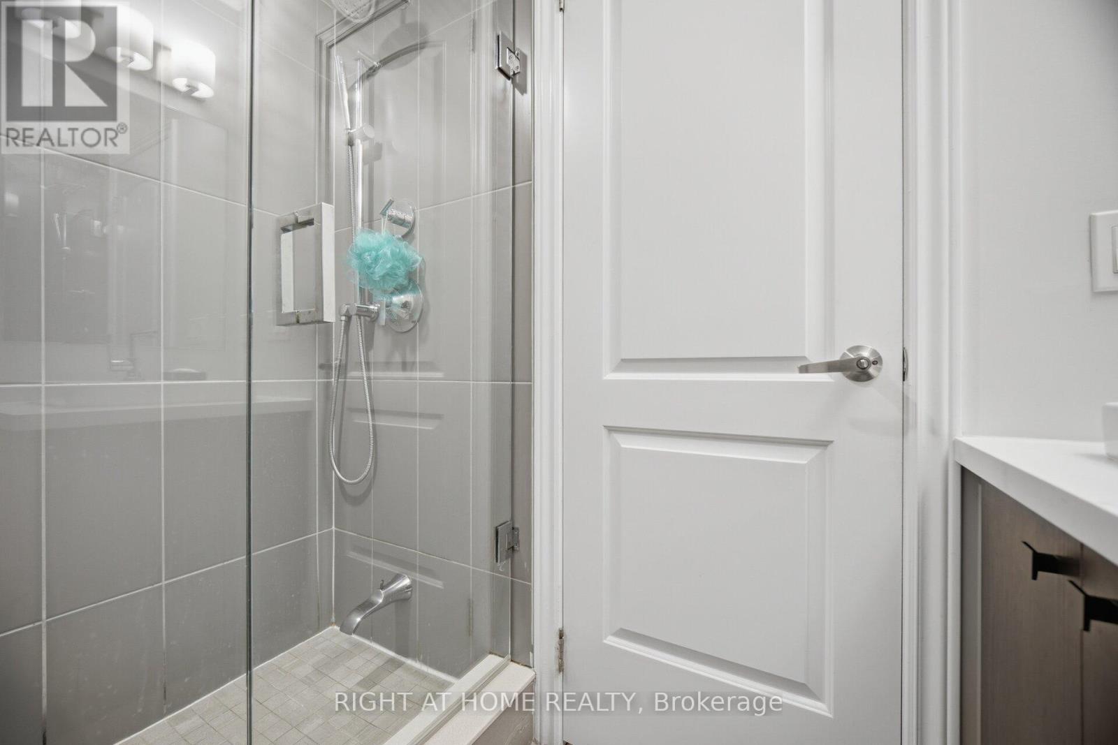 6 - 348 Wheat Boom Drive, Oakville, Ontario  L6H 3V6 - Photo 30 - W13074130