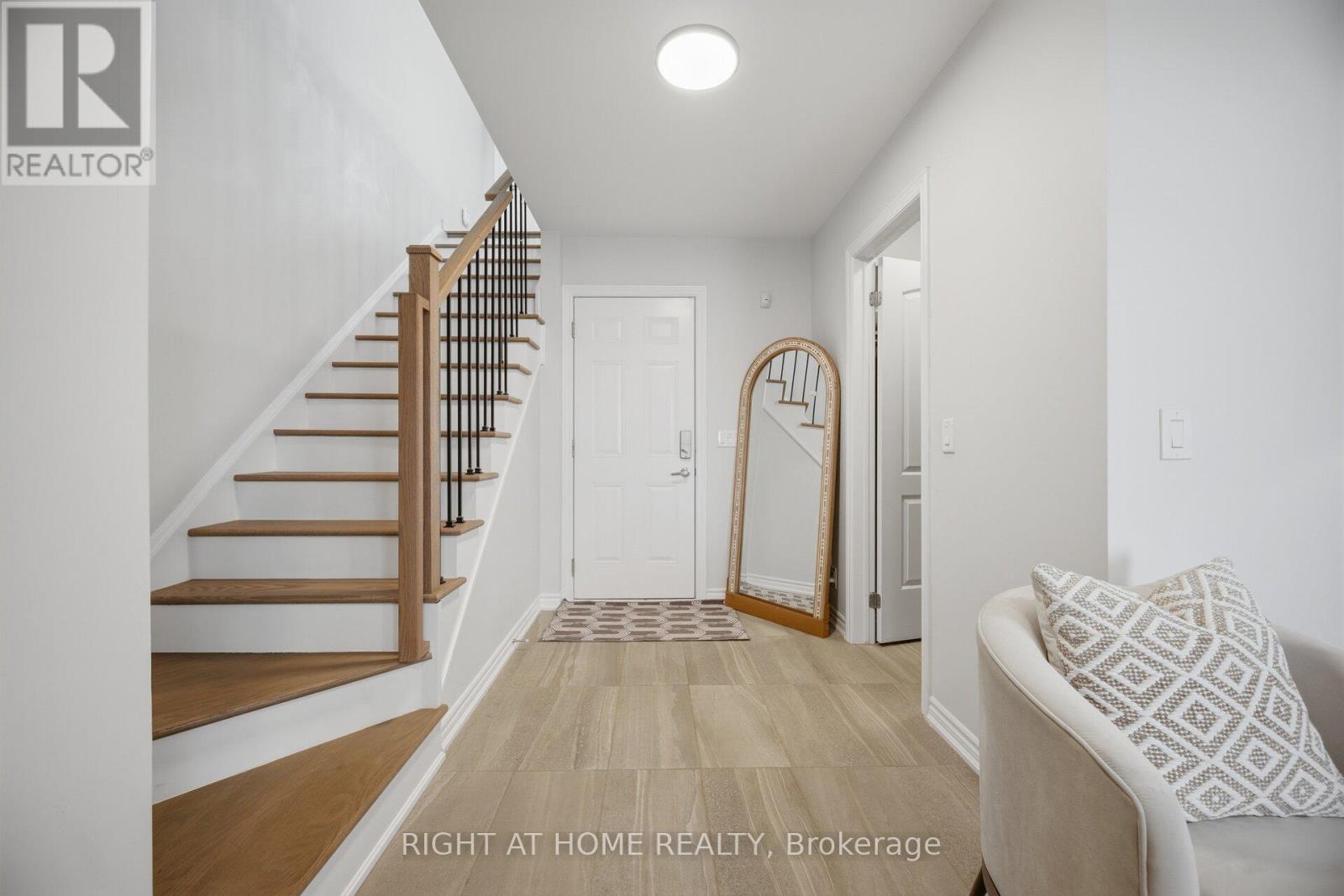 6 - 348 Wheat Boom Drive, Oakville, Ontario  L6H 3V6 - Photo 8 - W13074130
