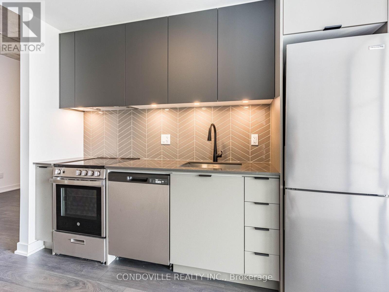 612 - 57 Brock Street W, Toronto, Ontario  M6K 0H3 - Photo 11 - W13074134