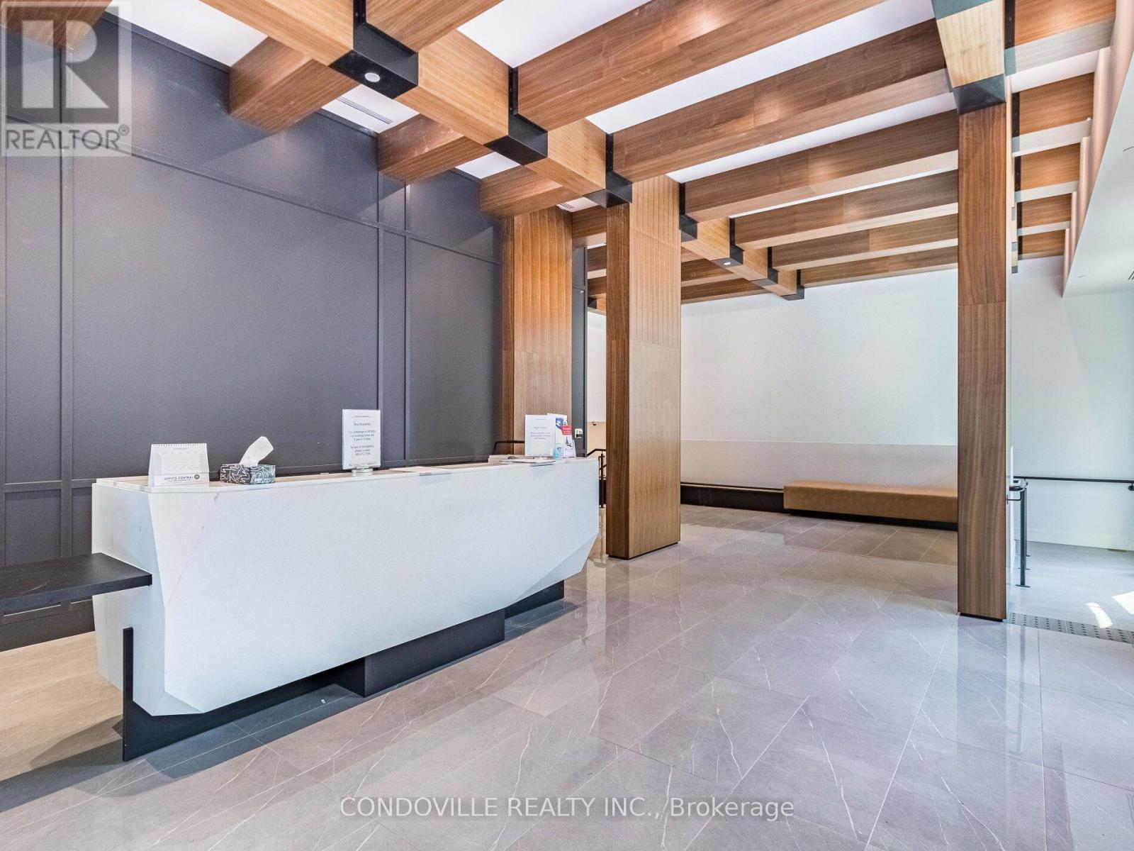 612 - 57 Brock Street W, Toronto, Ontario  M6K 0H3 - Photo 2 - W13074134