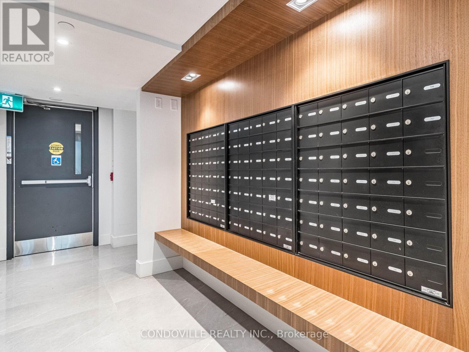 612 - 57 Brock Street W, Toronto, Ontario  M6K 0H3 - Photo 3 - W13074134
