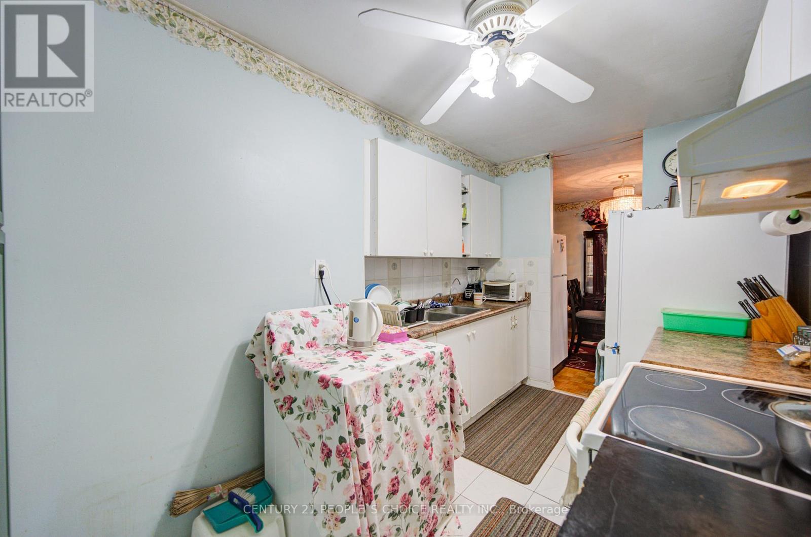 411 - 2645 Kipling Avenue, Toronto, Ontario  M9V 3S6 - Photo 10 - W13074136