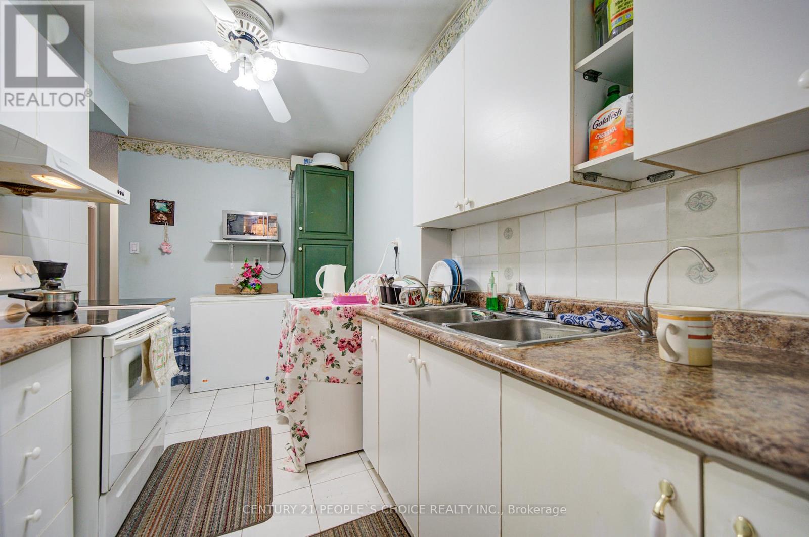 411 - 2645 Kipling Avenue, Toronto, Ontario  M9V 3S6 - Photo 11 - W13074136