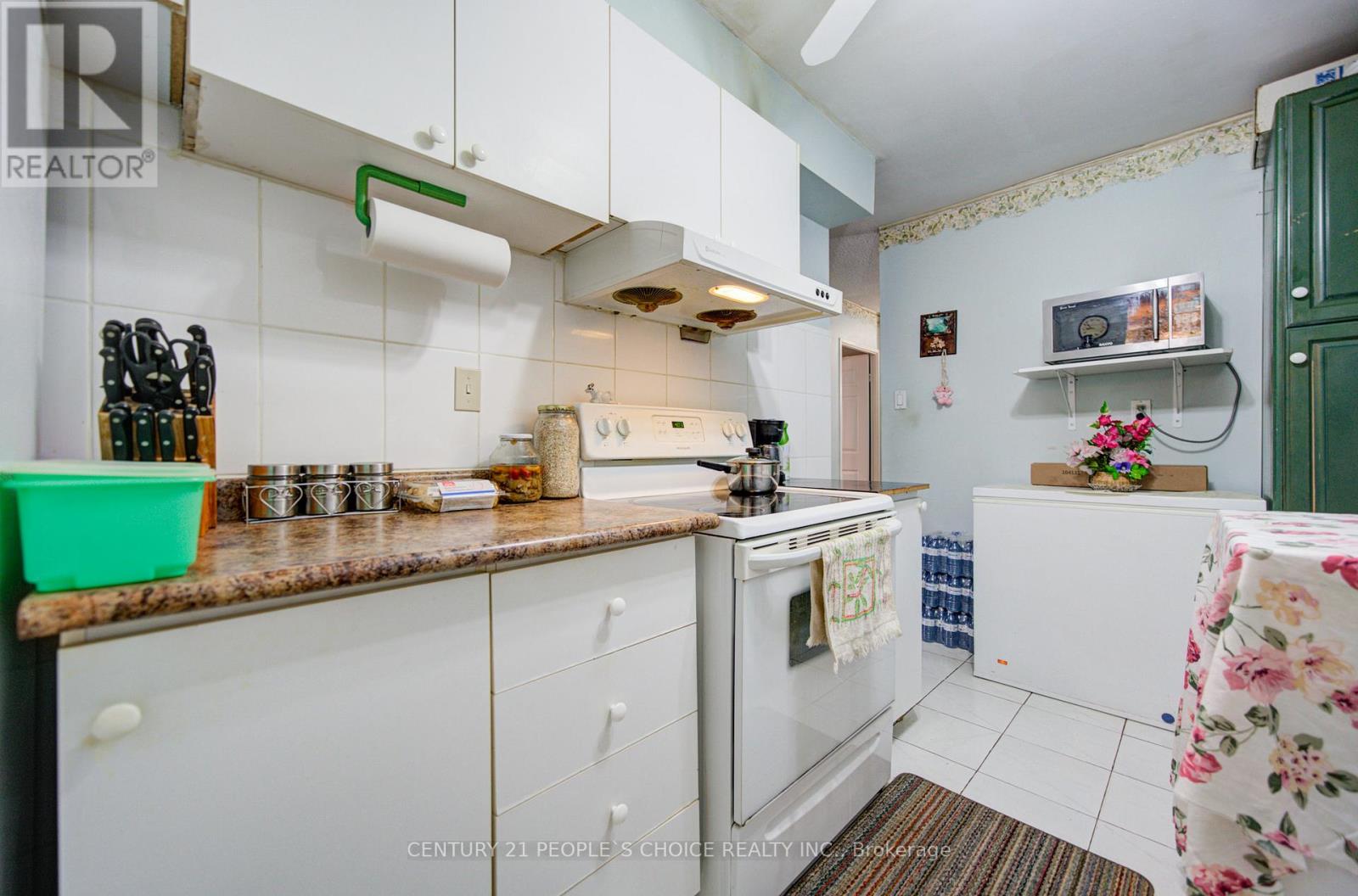 411 - 2645 Kipling Avenue, Toronto, Ontario  M9V 3S6 - Photo 12 - W13074136