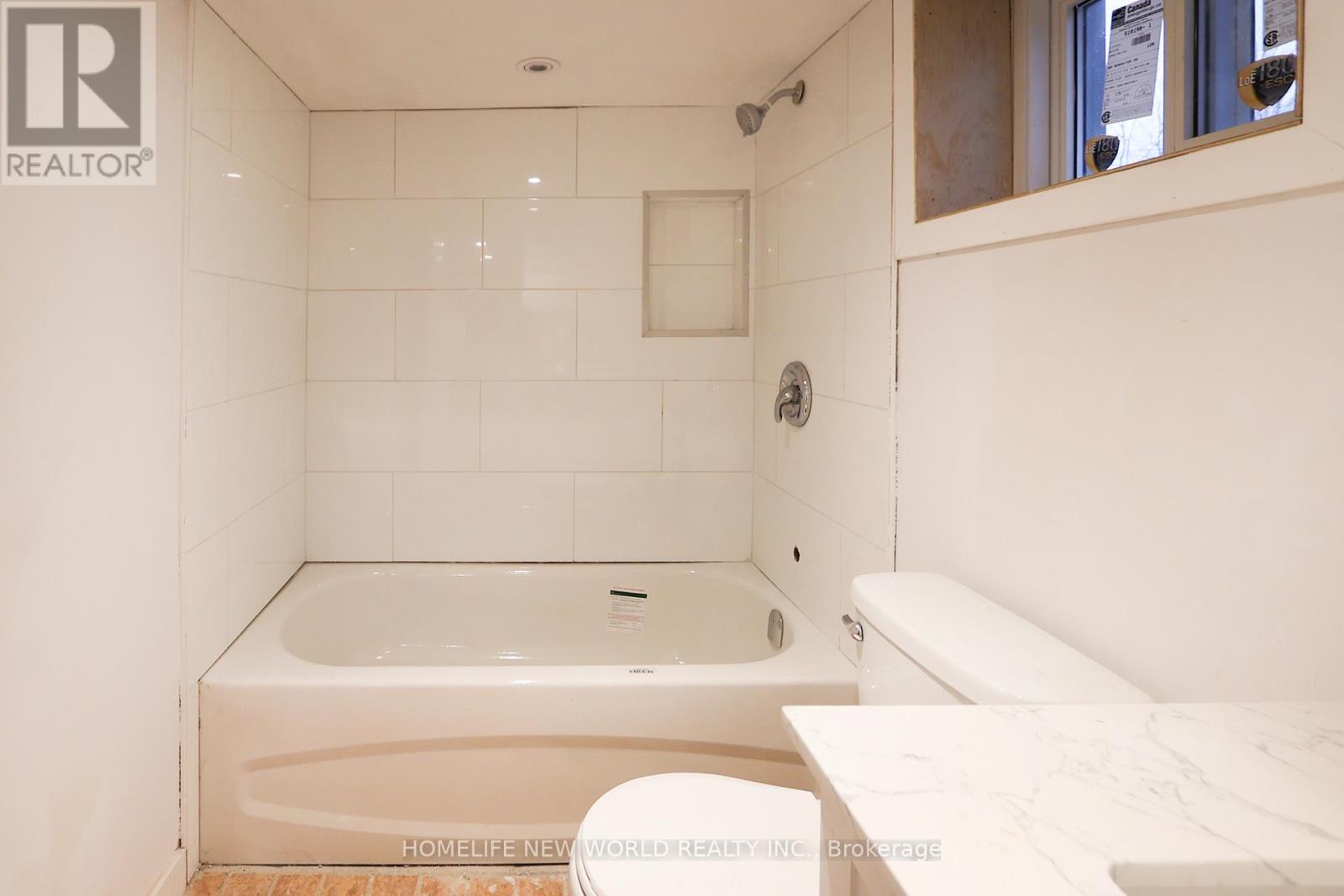 32 Pendeen Avenue, Toronto, Ontario  M6N 2P3 - Photo 27 - W13074142