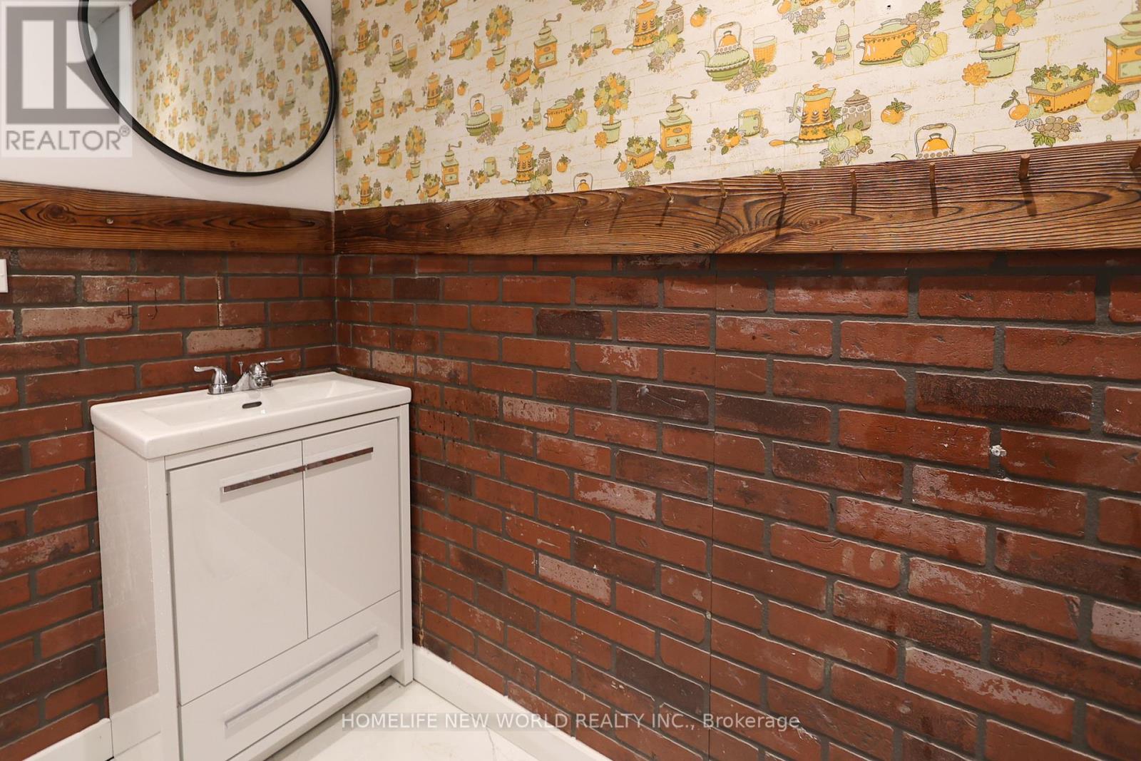 32 Pendeen Avenue, Toronto, Ontario  M6N 2P3 - Photo 33 - W13074142