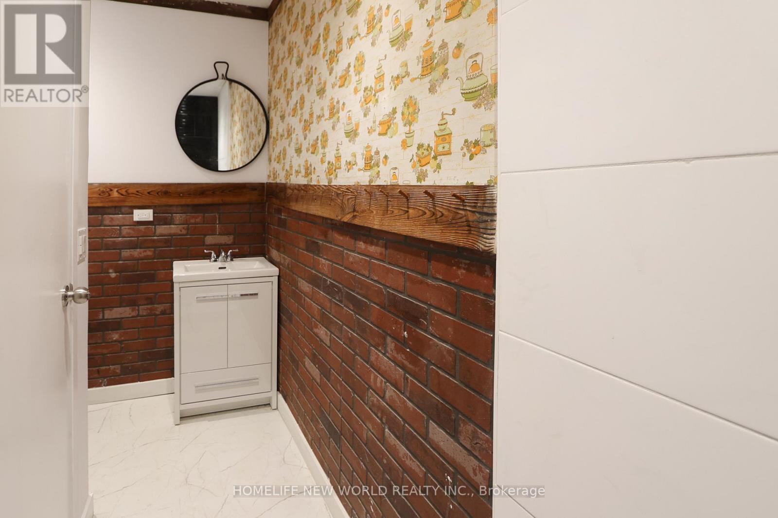 32 Pendeen Avenue, Toronto, Ontario  M6N 2P3 - Photo 34 - W13074142