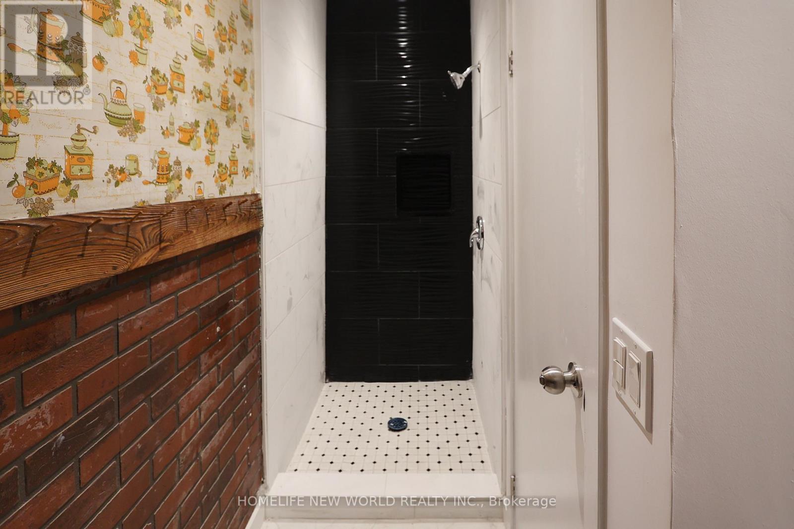 32 Pendeen Avenue, Toronto, Ontario  M6N 2P3 - Photo 36 - W13074142