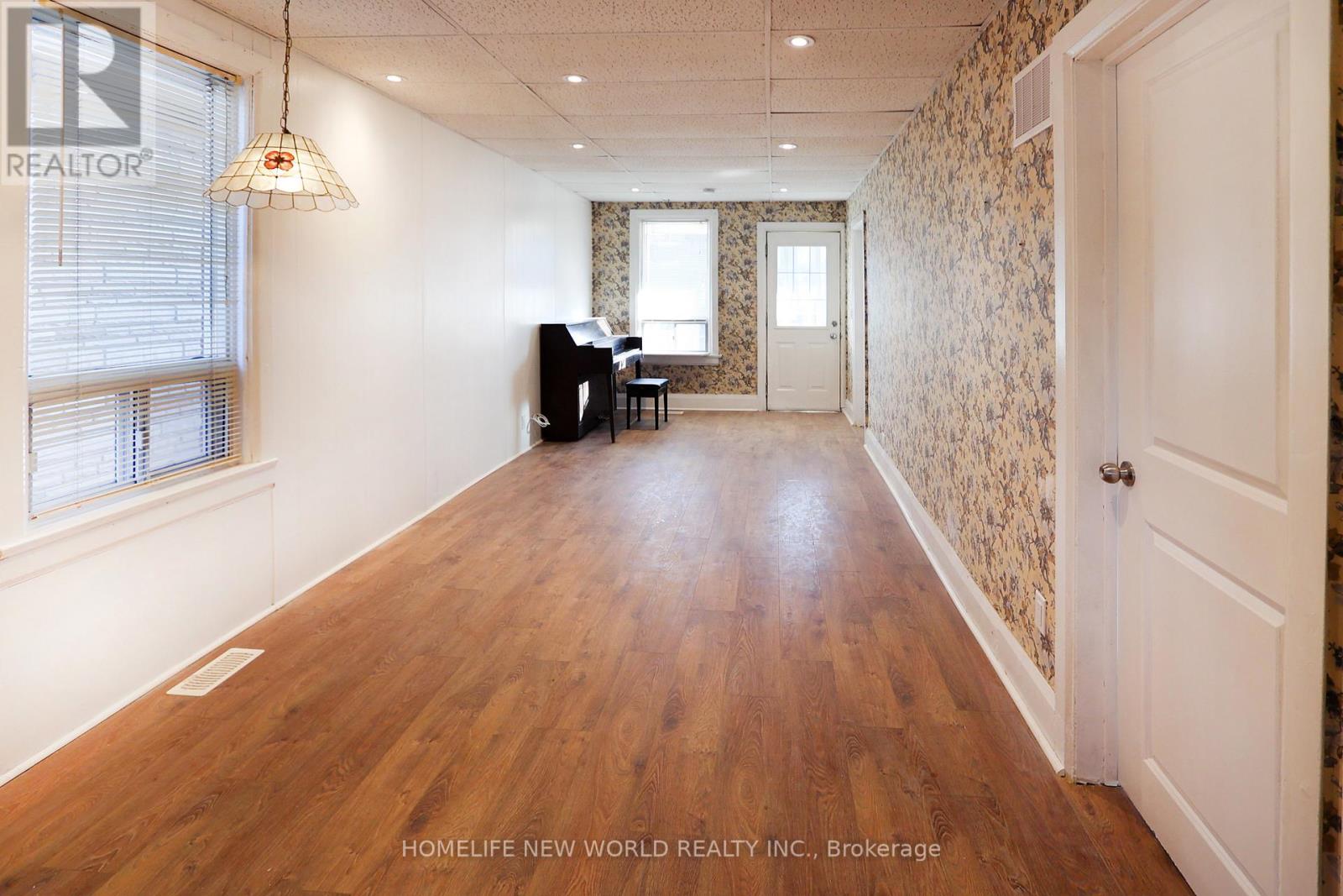 32 Pendeen Avenue, Toronto, Ontario  M6N 2P3 - Photo 39 - W13074142