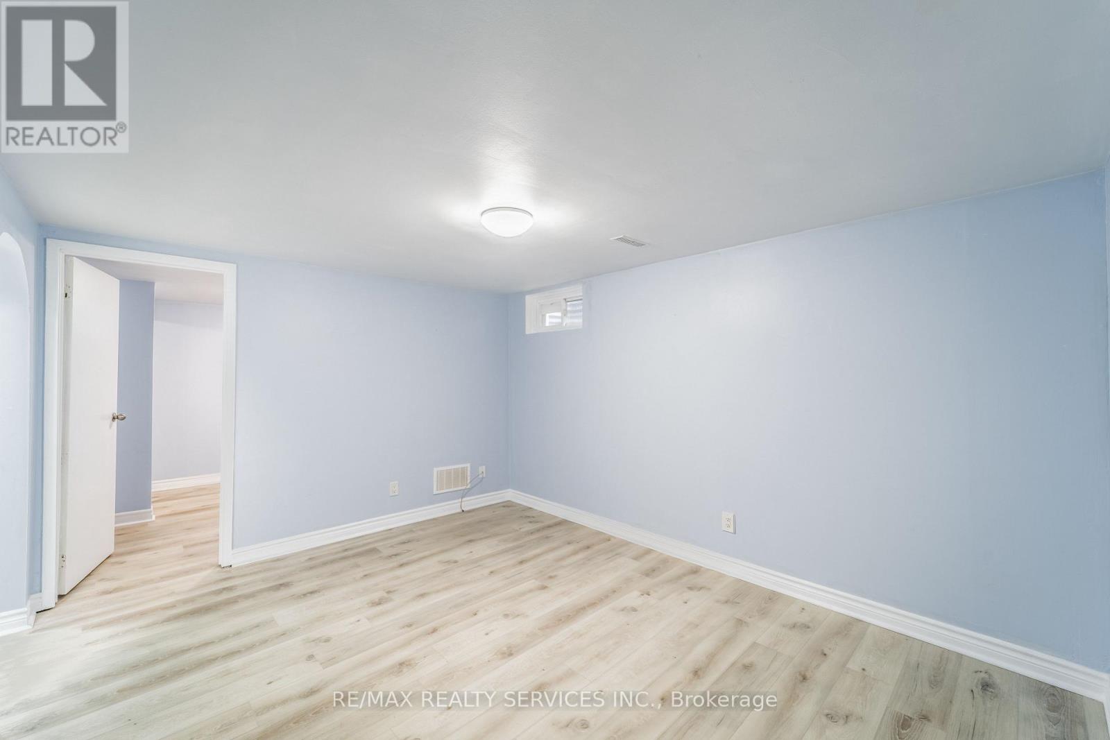 23 Dawson Road, Orangeville, Ontario  L9W 3T9 - Photo 23 - W13074160