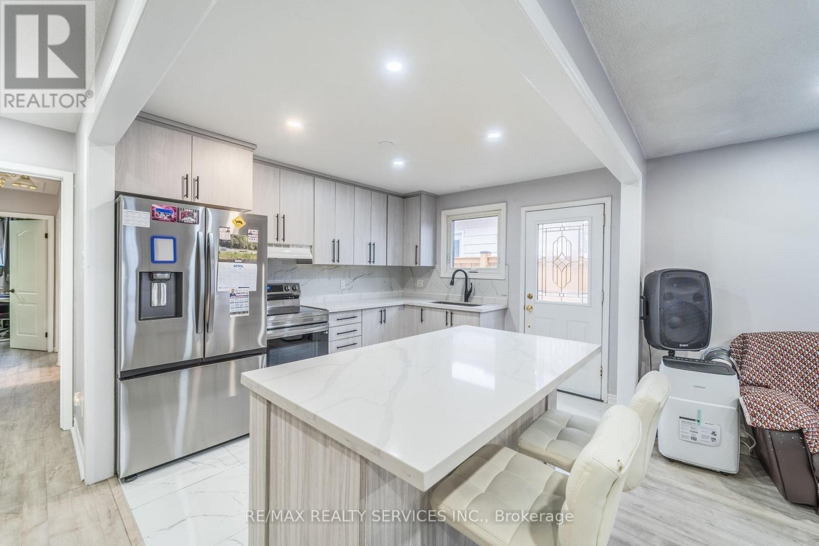 23 Dawson Road, Orangeville, Ontario  L9W 3T9 - Photo 6 - W13074160