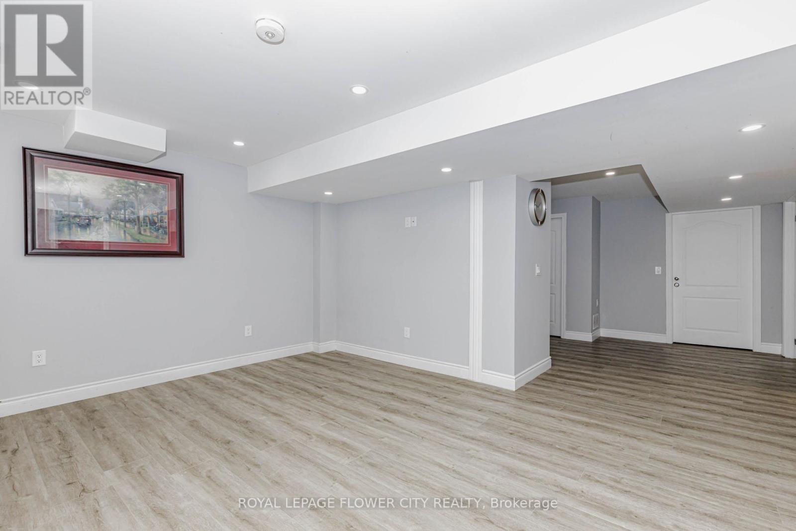 57 Dotchson Avenue, Caledon, Ontario  L7C 4G7 - Photo 34 - W13074162